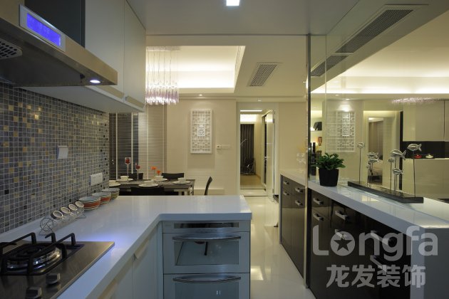 150平米房子装修，现代风格装修样板间，成都龙发装饰公司，成都东易日盛装饰公司